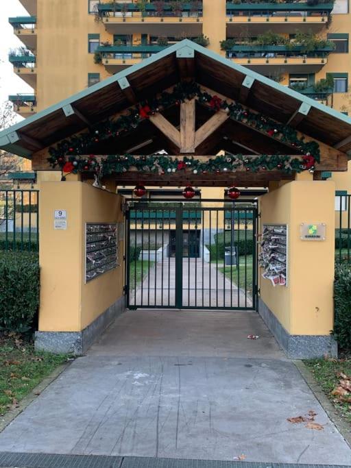 Apartment+Garage Near Novegro Exhibition/Linate Segrate Exterior foto